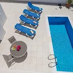Paradise - Ambar Villa