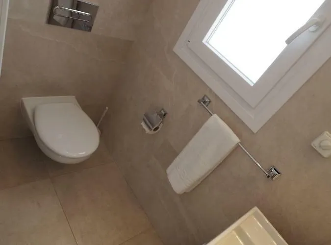 Willa Paradise - Ambar